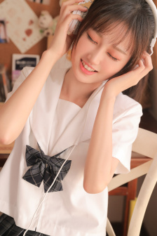 漂亮秘书的滋味2中文